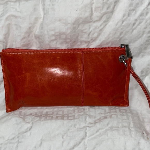 New HOBO Vida Wristlet
